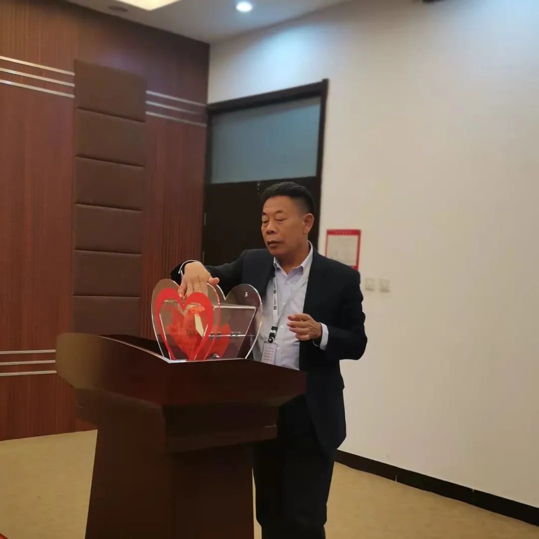 微光成炬，大爱苍穹|物业公司慈善募捐仪式圆满完成