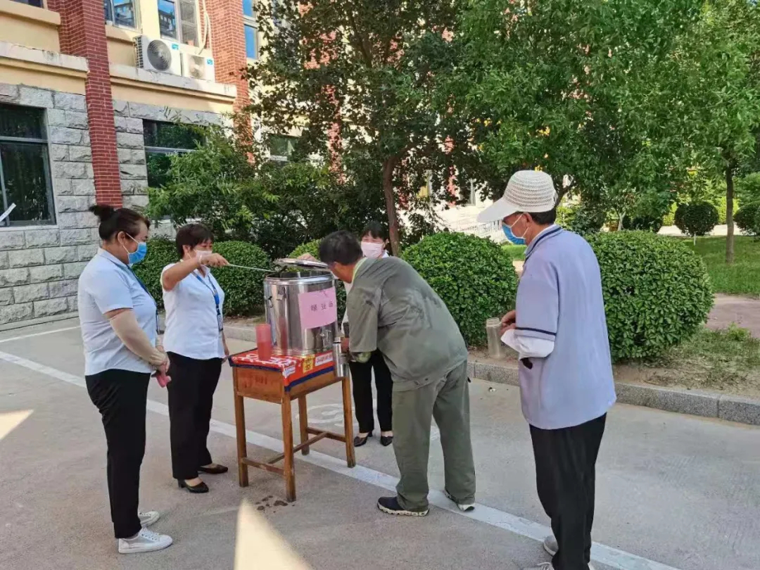 弘盛暖心篇 | 灾情接连至，情暖八月天