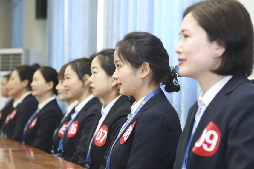 夯实岗位基础，“绽放”服务魅力