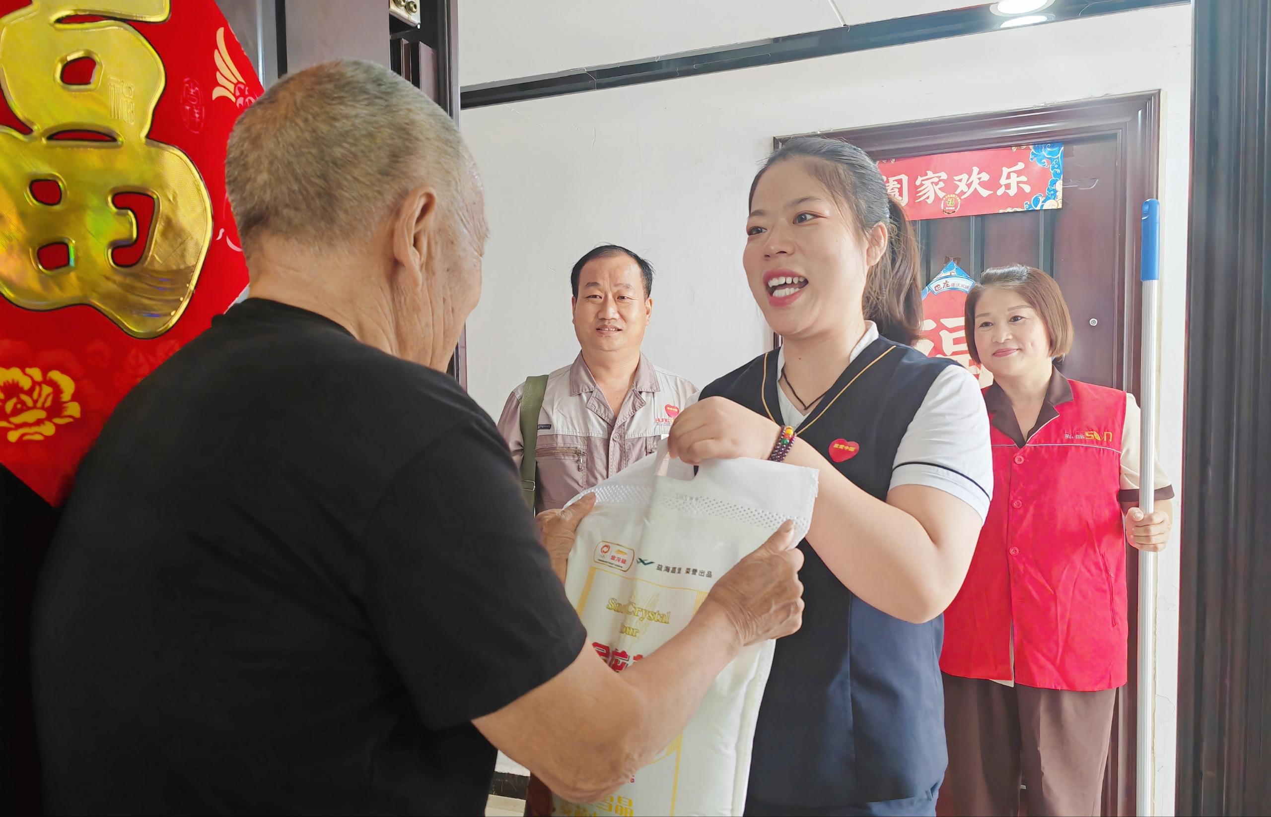 九九重阳节 | 时光不老 以爱陪伴
